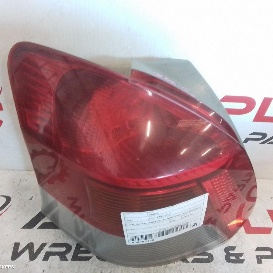 2006 Toyota Yaris Left Taillight