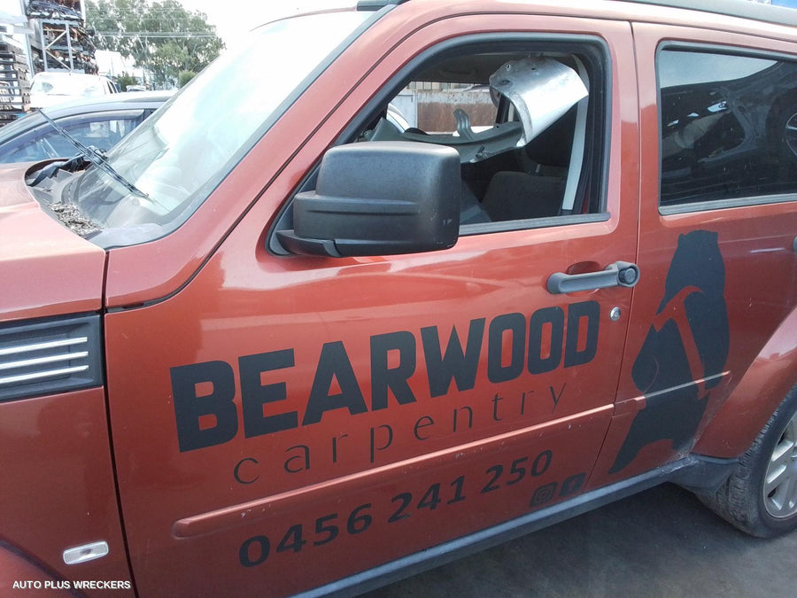 2007 Dodge Nitro Left Guard