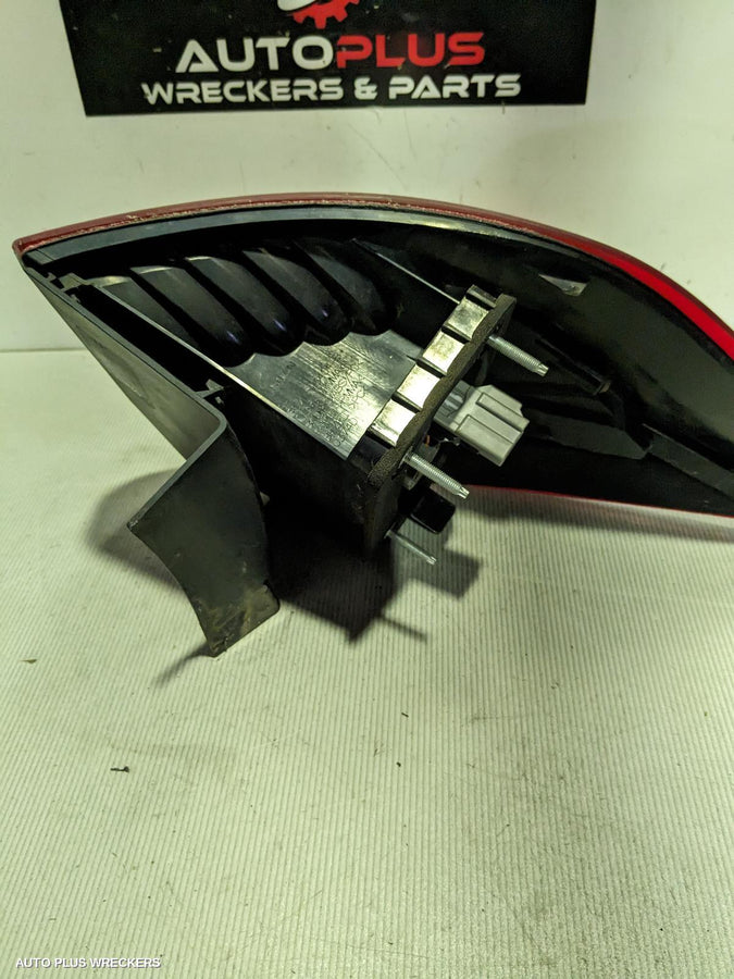 2010-2014 Ford Mondeo Right Taillight
