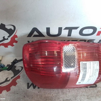 2000 Toyota Rav4 Left Taillight