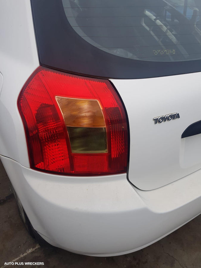 2002 Toyota Corolla Right Taillight