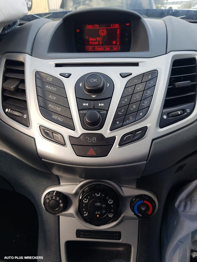 2011 Ford Fiesta Left Taillight