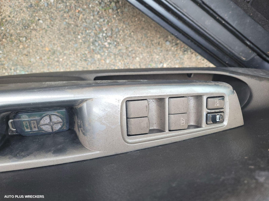 2010 Subaru Impreza Left Front Door Window