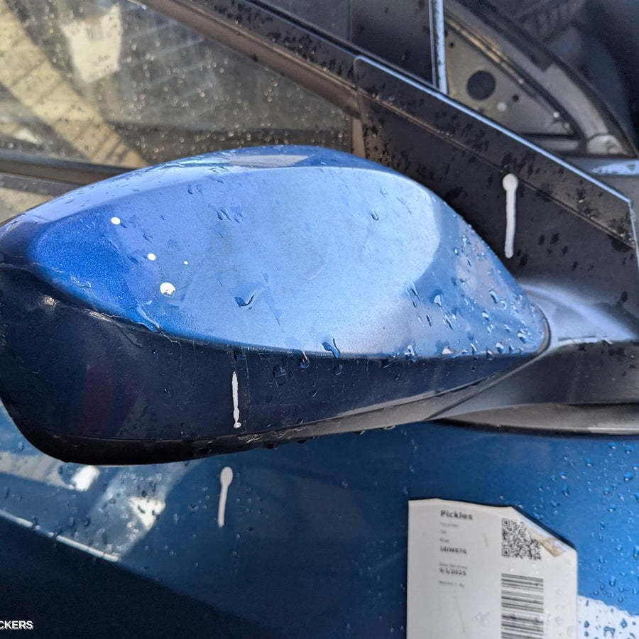 2014 Hyundai I30 Right Door Mirror