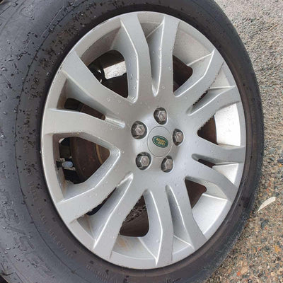 2009 LAND ROVER FREELANDER LEFT FRONT DOOR