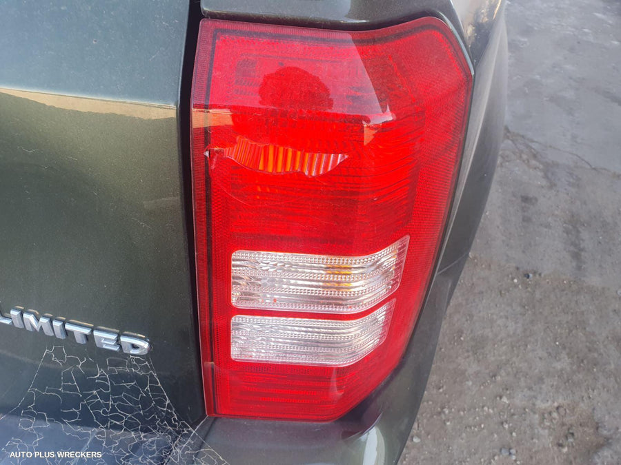 2008 Jeep Patriot Right Door Mirror