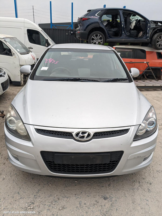 2011 Hyundai I30 Left Guard