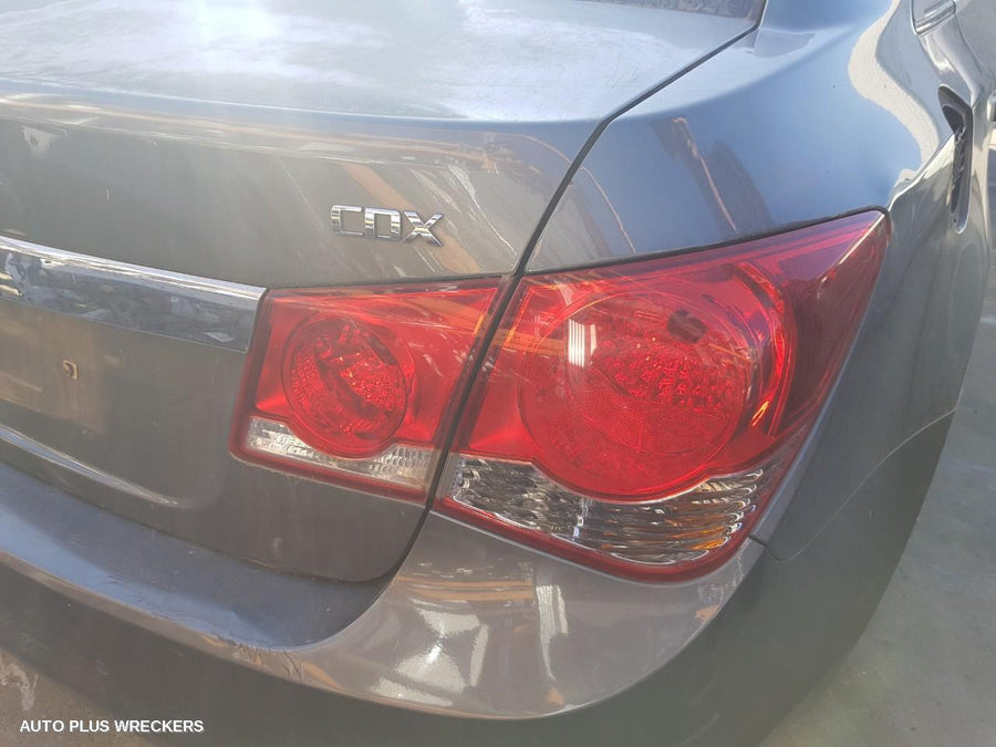 2009 Holden Cruze Right Front Door Window