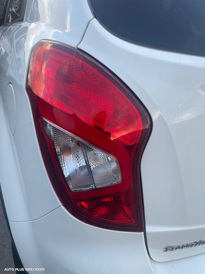 2016 Ssangyong Korando Left Door Mirror