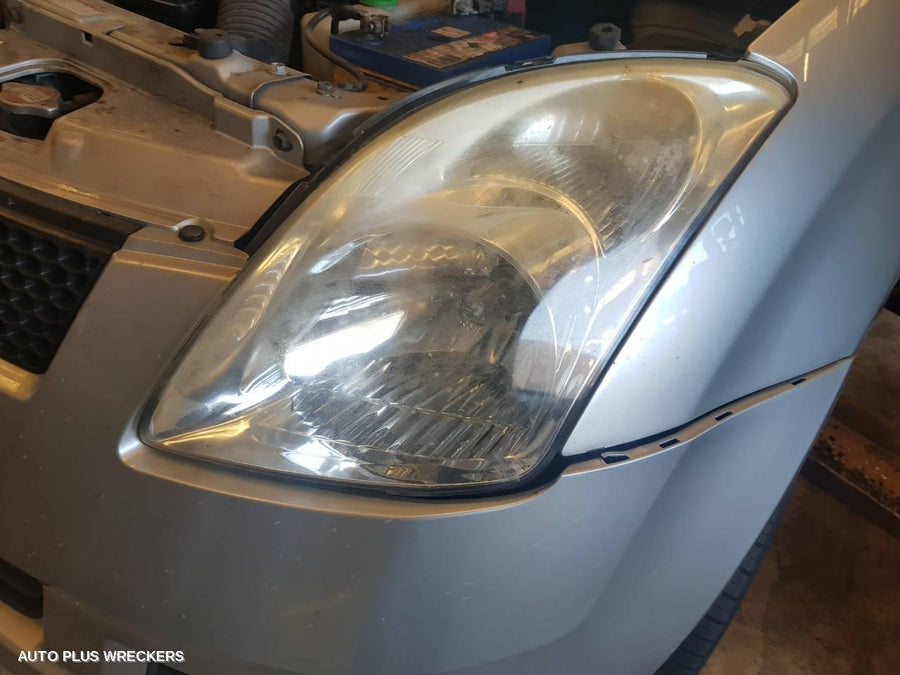 2005 Suzuki Swift Right Taillight