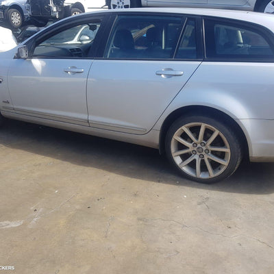 2010 Holden Commodore Right Headlamp