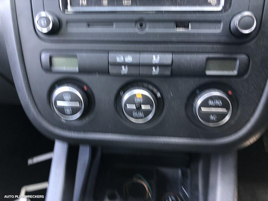 2009 Volkswagen Jetta Right Front Door