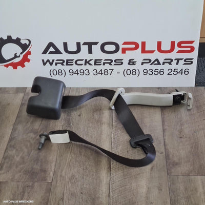 2018 Toyota Hiace Seatbelt Stalk