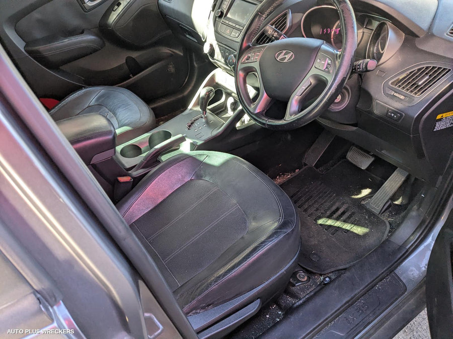 2009-2016 Hyundai Ix35 Left Guard