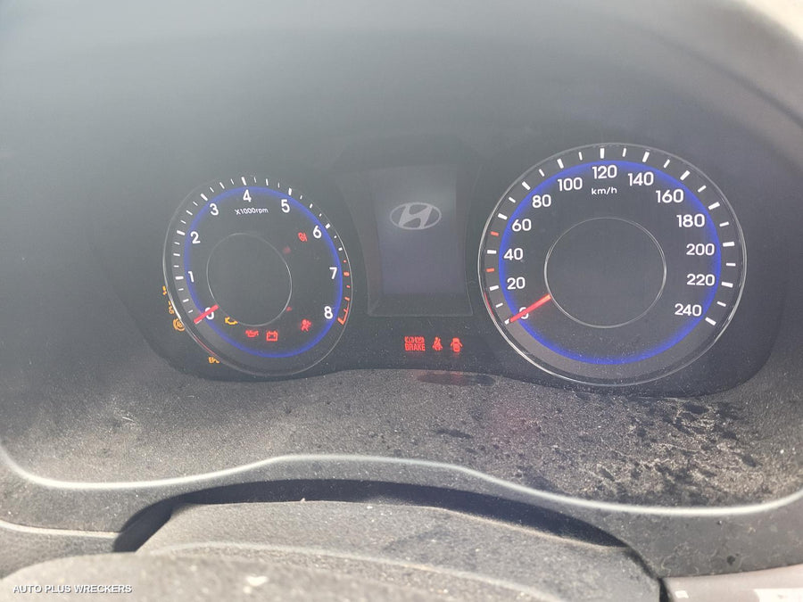 2012 Hyundai I40 Left Door Mirror