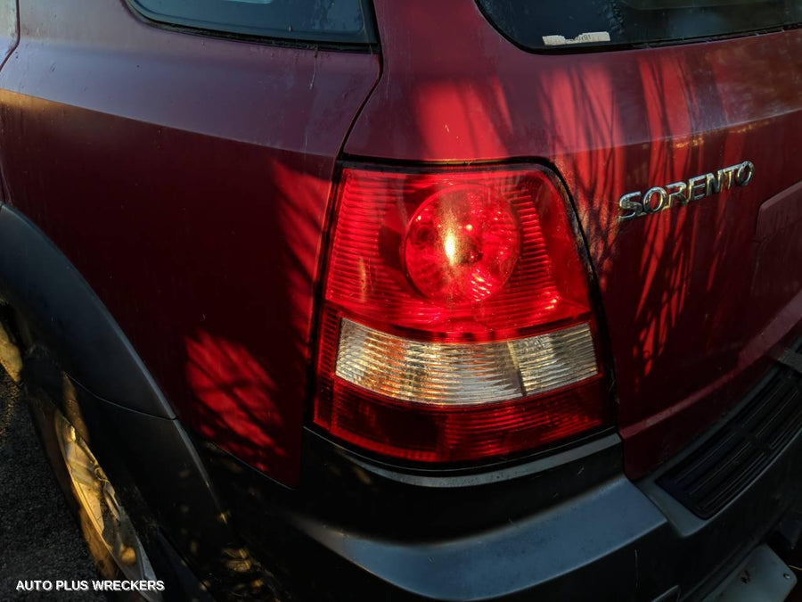 2004 Kia Sorento Fan