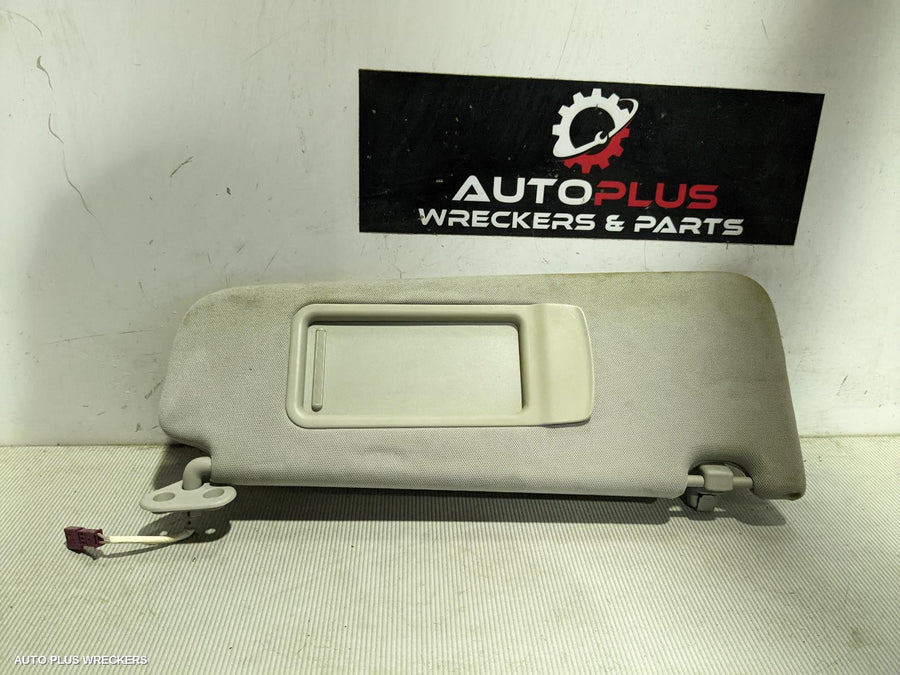2006 Bmw 3 Series Sunvisor