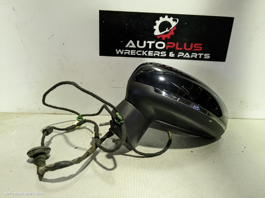 2010-2018 Audi A1 Left Door Mirror