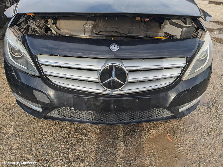 2013 Mercedes B Class Left Rear Door Sliding