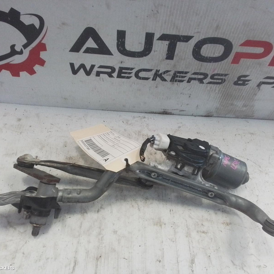 2011-2019 Toyota Yaris Wiper Motor