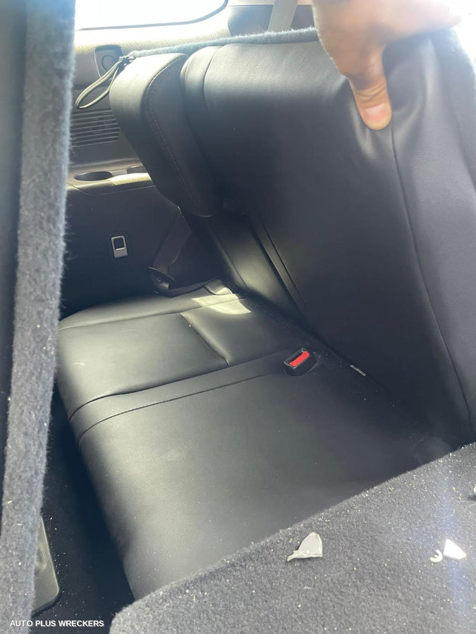 2015 Toyota Kluger Fan