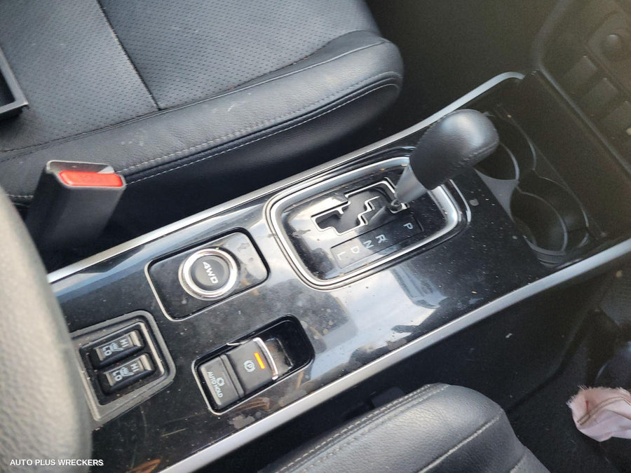 2017 Mitsubishi Outlander Sunvisor