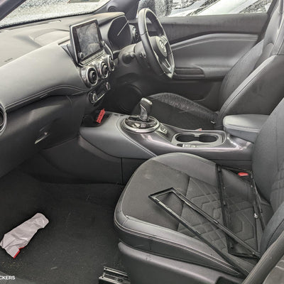 2021 Nissan Juke Left Front Door