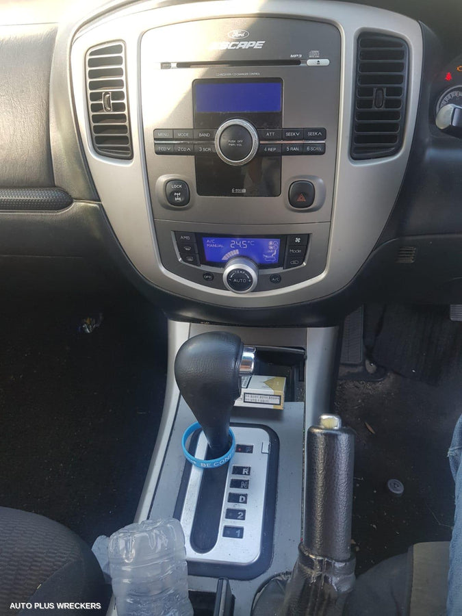 2007 Ford Escape Left Guard