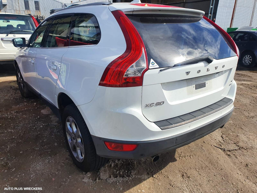 2009 Volvo Xc60 Right Rear Door Sliding