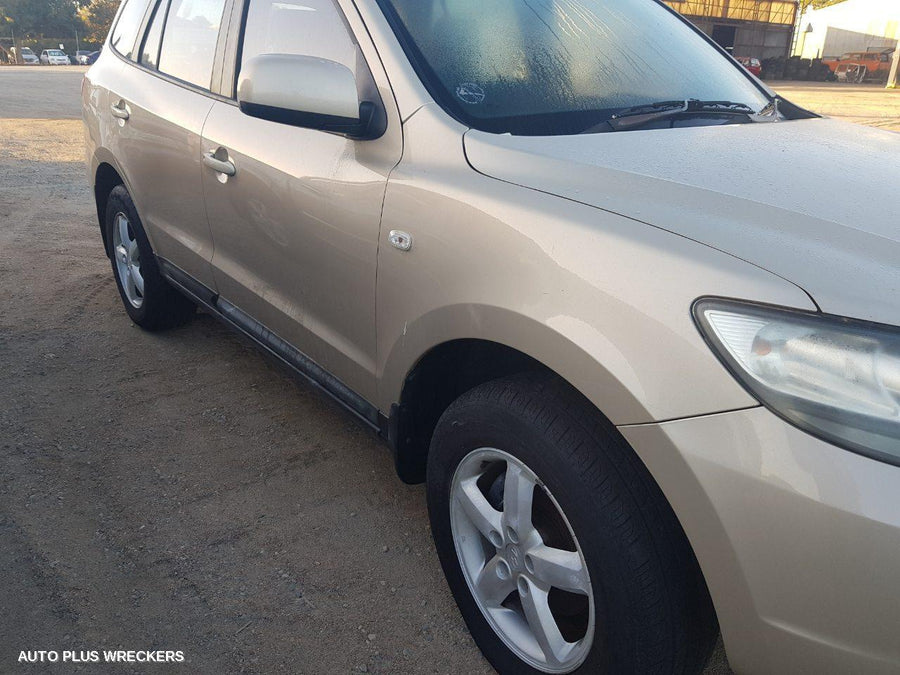 2006-2009 Hyundai Santa Fe Rear Garnish