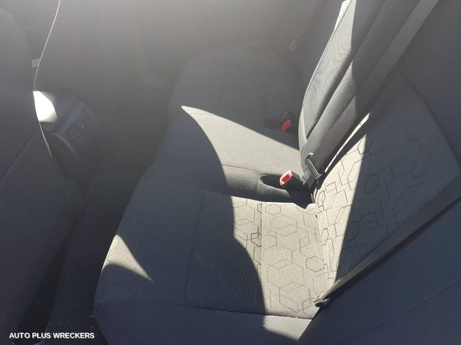 2013 Toyota Camry Left Rear Door Window