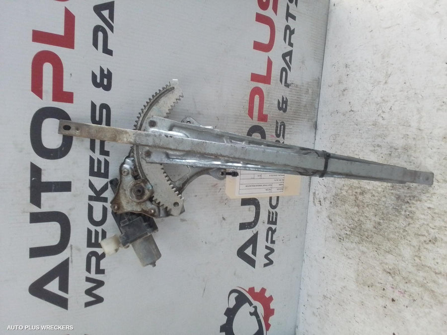 2015-2023 Mitsubishi Triton Right Front Window Reg Motor