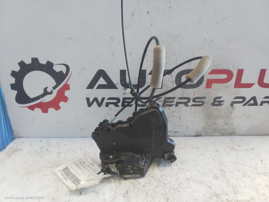 2006-2011 Toyota Camry Door Boot Gate Lock