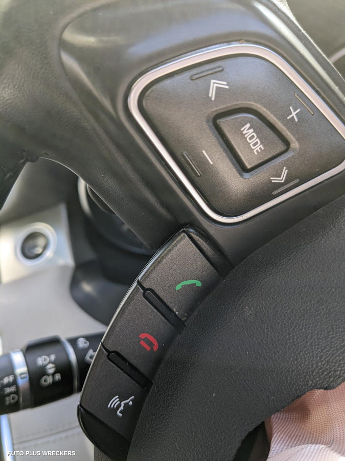 2012 LAND ROVER RANGEROVER EVOQUE LEFT DOOR MIRROR