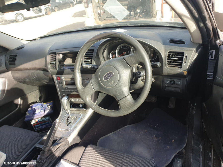 2006 Subaru Outback Right Guard