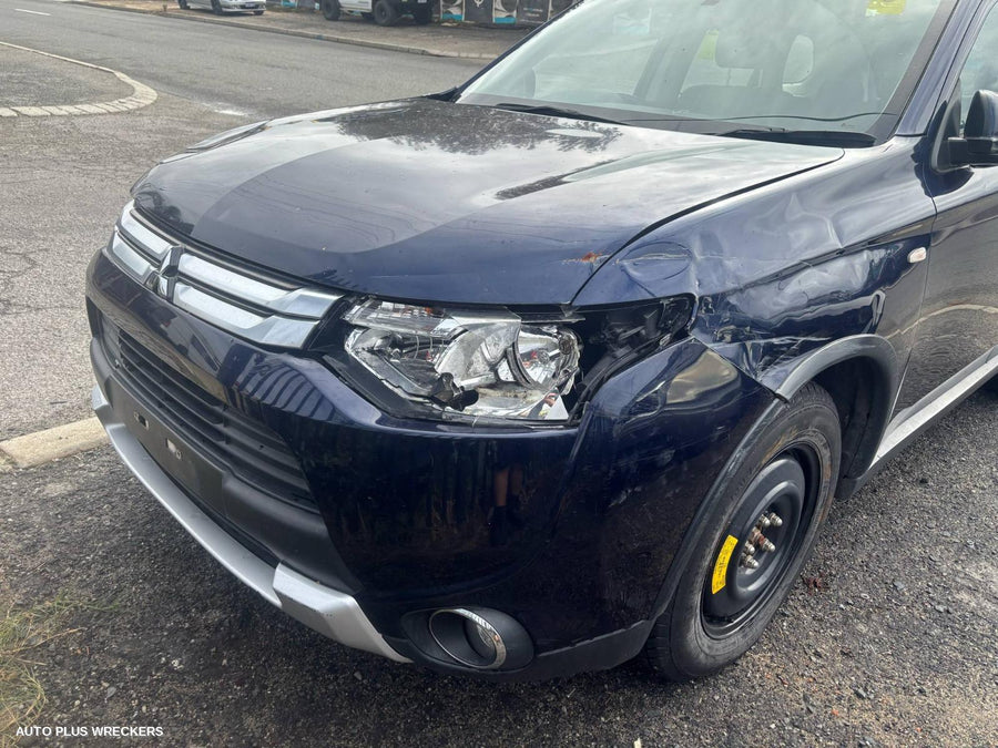 2014 Mitsubishi Outlander Left Driveshaft