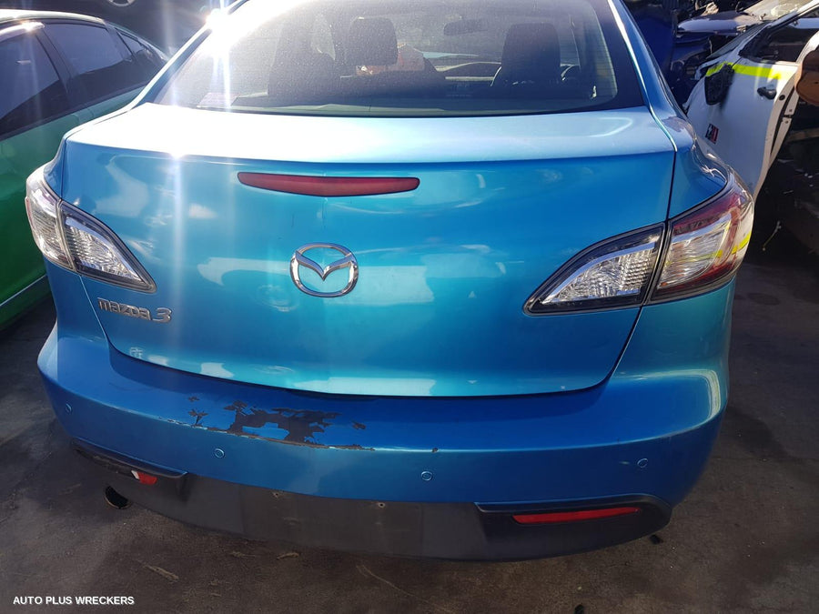 2009 Mazda 3 Left Front Door Window