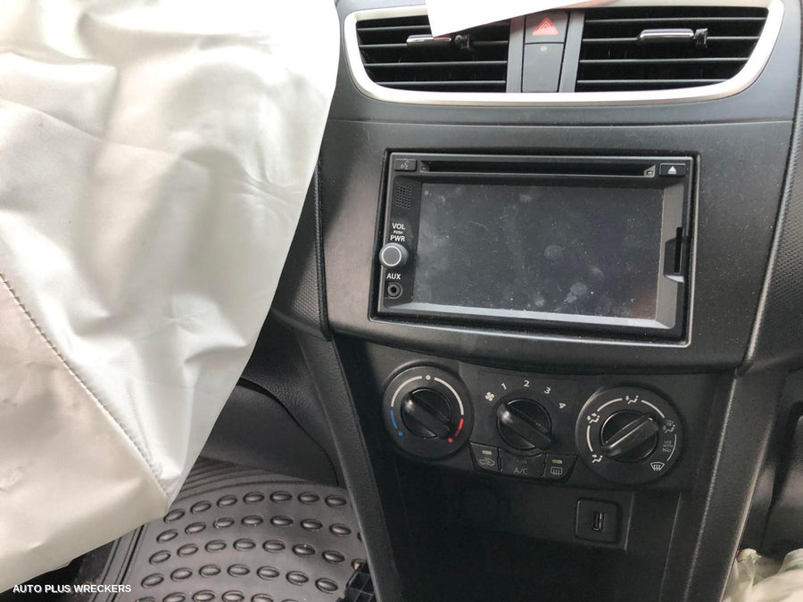 2014 Suzuki Swift Left Rear 1 4 Door Glass