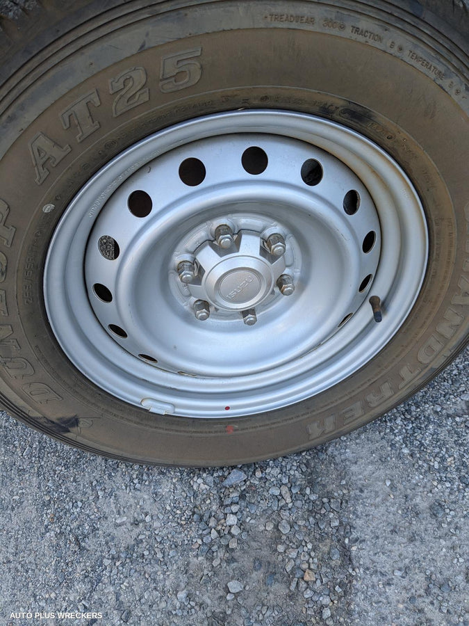 2023 Isuzu Dmax Instrument Cluster