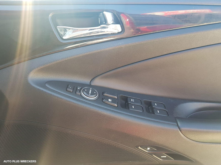 2012 Hyundai I45 Radiator