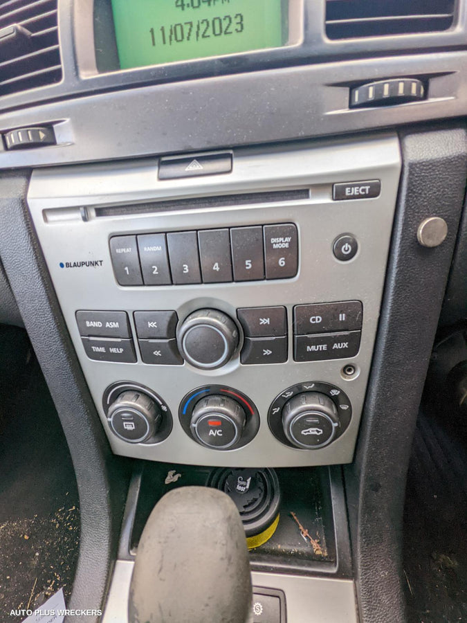 2008 Holden Commodore Right Door Mirror