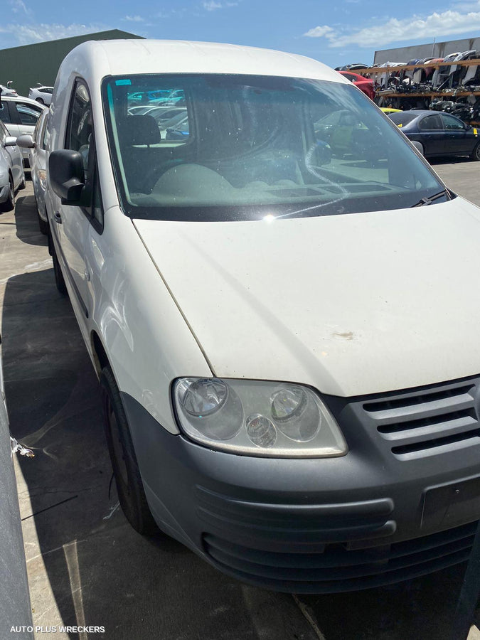 2006 Volkswagen Caddy Front Bumper
