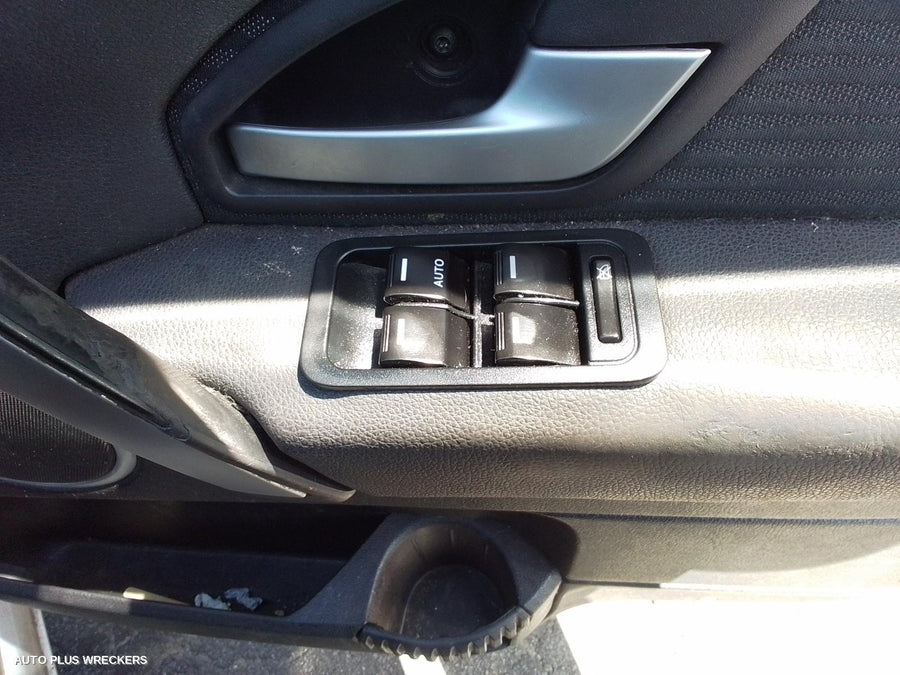 2012 FORD TERRITORY BONNET HINGE STRUT