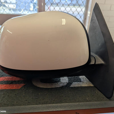 2020 Mitsubishi Outlander Right Door Mirror