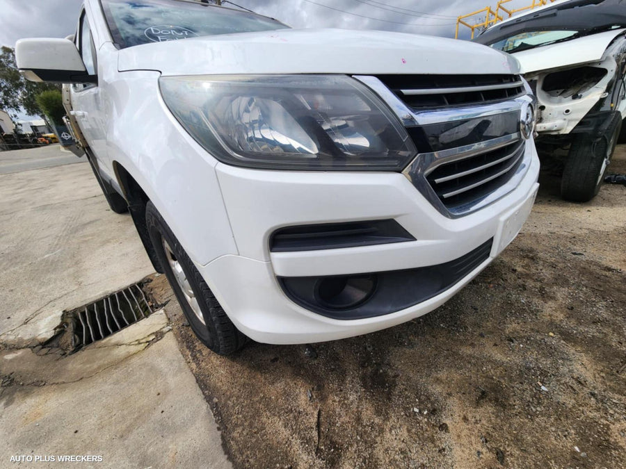 2016-2020 Holden Colorado Headrest
