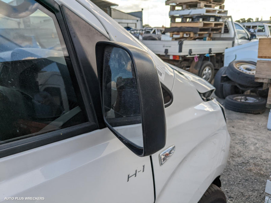2018 Hyundai Iload/imax Door Handle