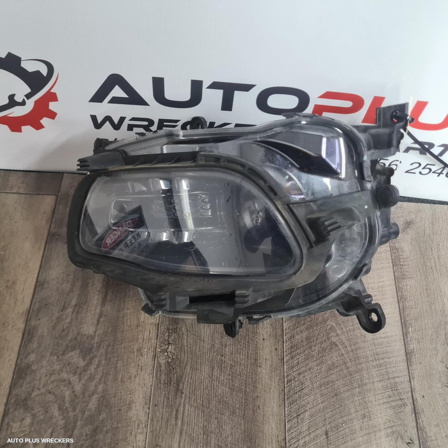 2015 Jeep Cherokee Left Headlamp