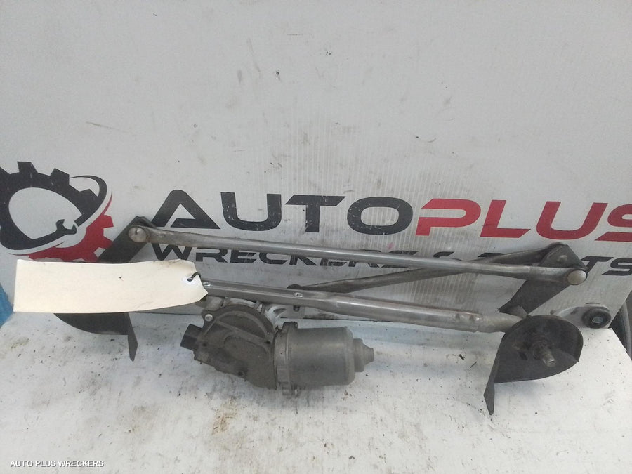 2012-2022 Mitsubishi Outlander Wiper Motor