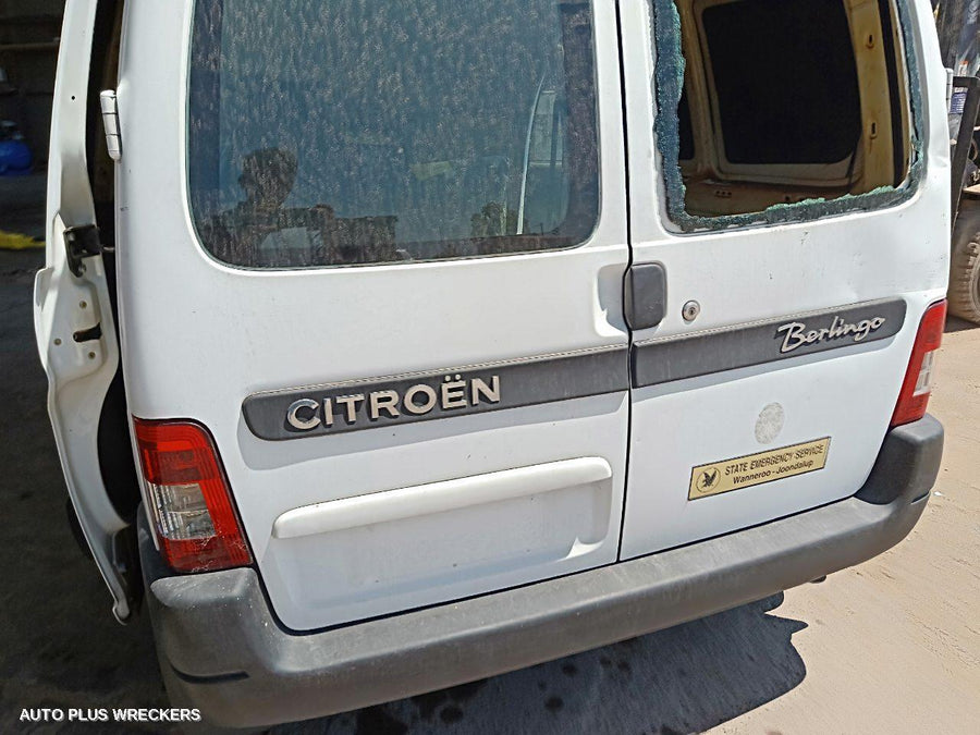 2006 Citroen Berlingo Left Door Mirror