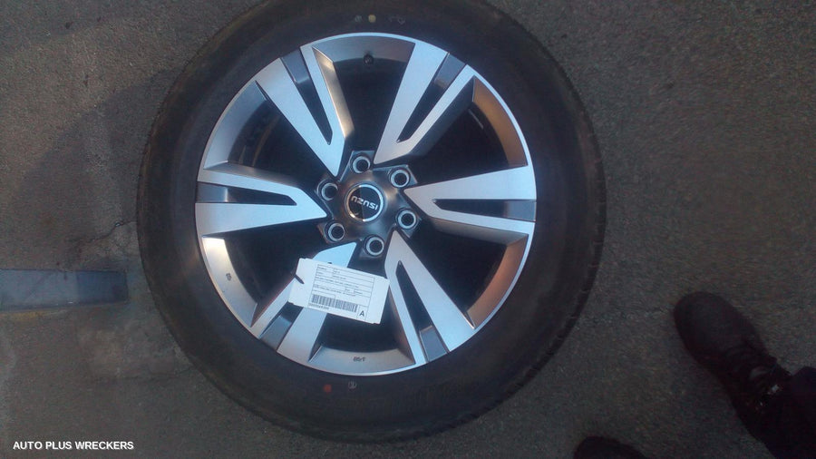 2023 Isuzu Mu-x Wheel Mag